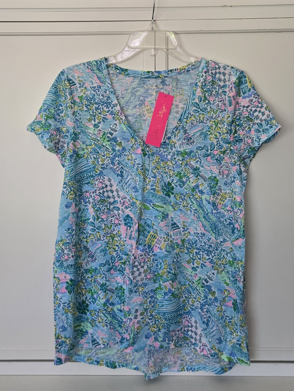 Nwt Lilly Pulutzer Etta V-Neck